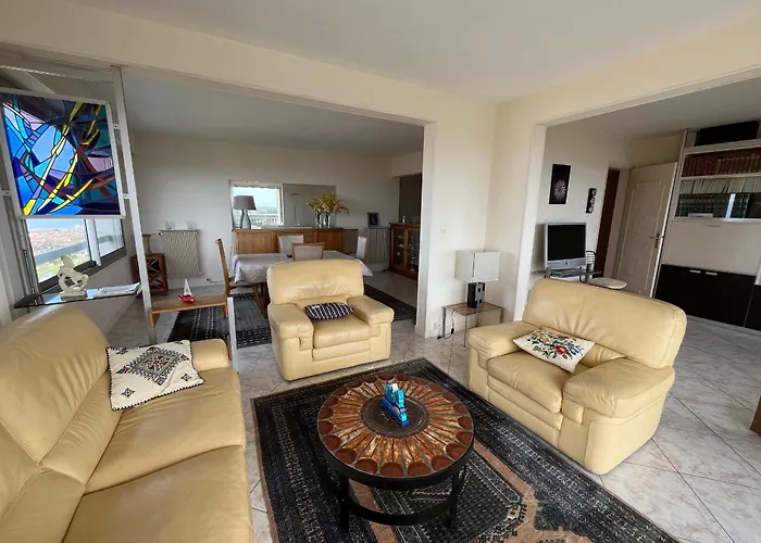 アパート Spacieux Avec Vue Imprenable, Parking Prive - Fr-1-319-374